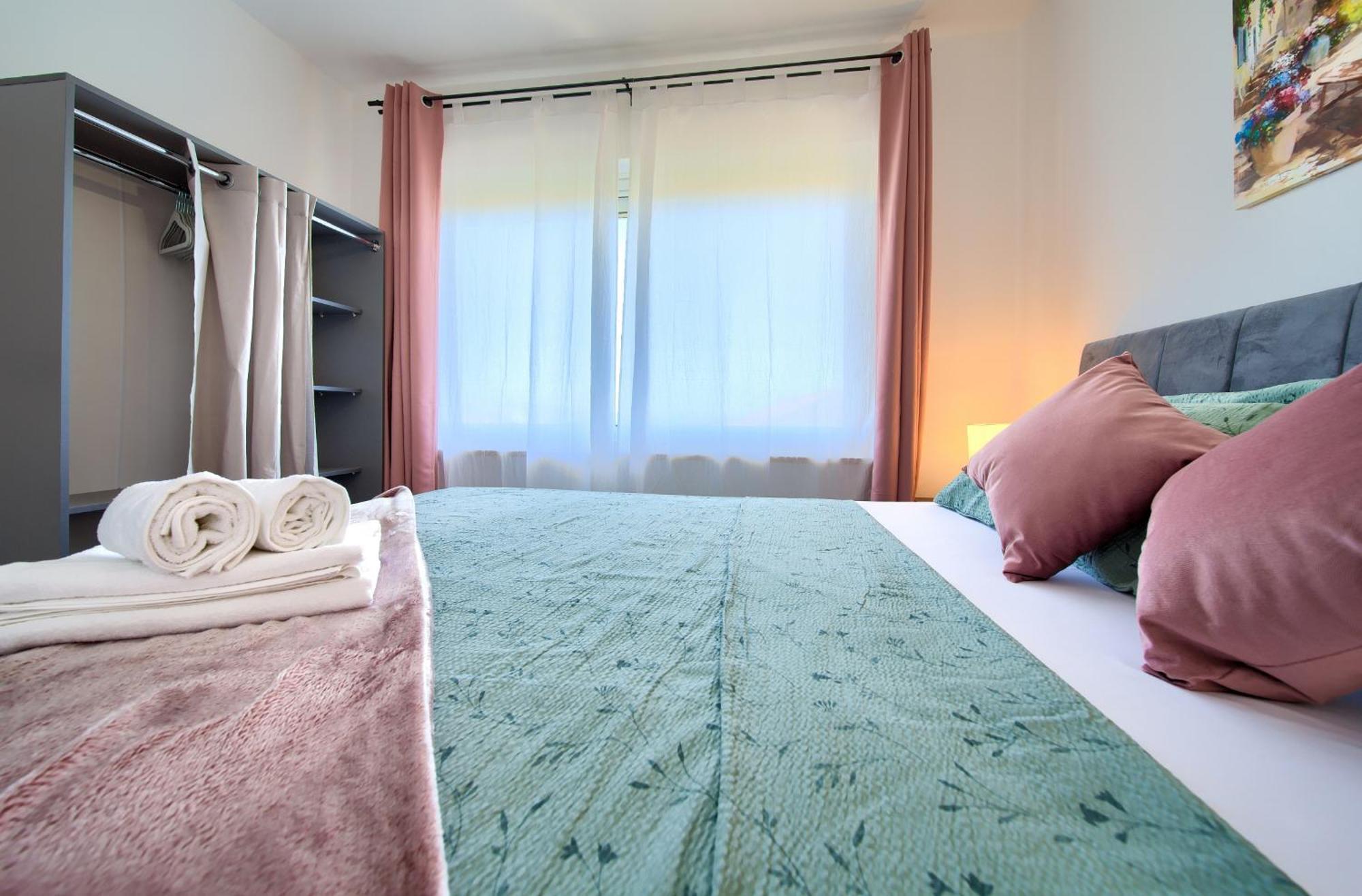 Lela Apartma Krk Town